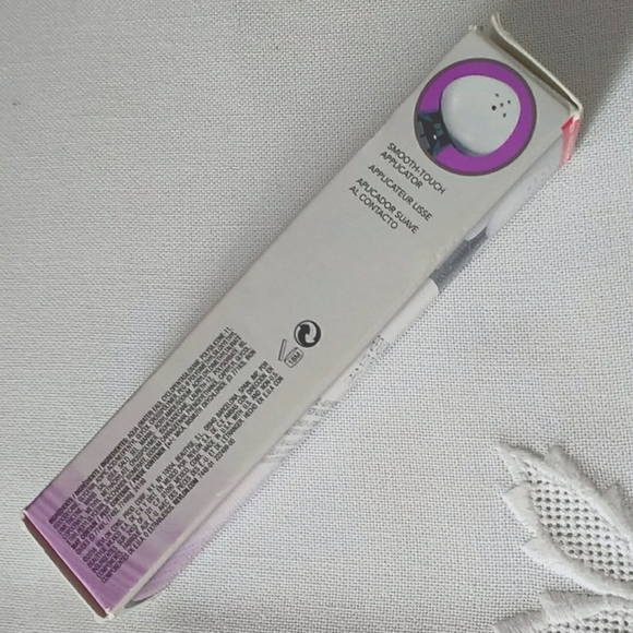 Revlon Youth FX Fill & Blur (2) - Picture 8 of 9